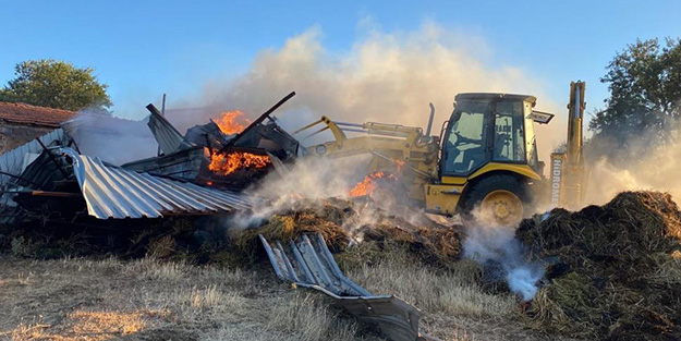 Orman yangınıyla mücadelenin sürdüğü Çanakkale'den kötü haber!