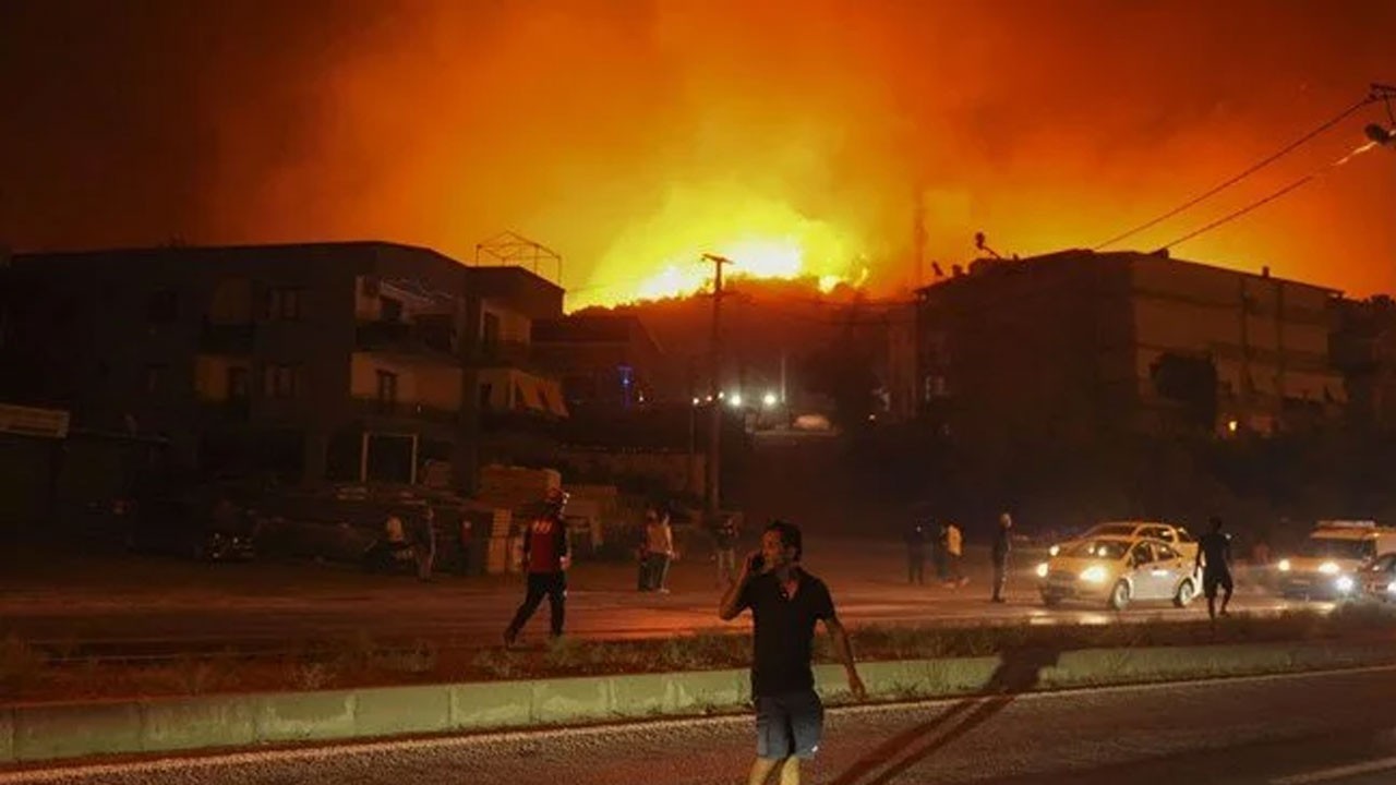 Orman yangınları üç şehrimizi dumana boğdu! Onlarca ev ve iş yeri kül oldu