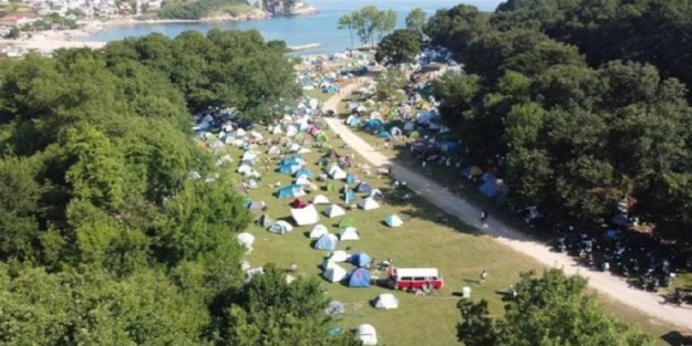 Ormana yakın alandaki festival iptal edildi! 'Yasak' çığırtkanları yine yaygara kopardı