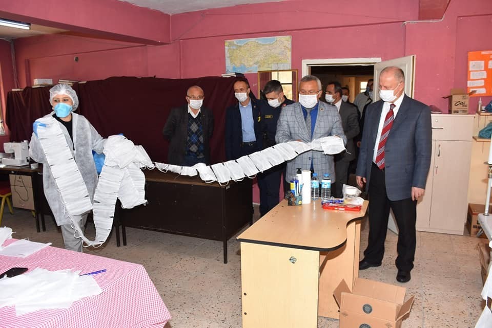 Ormanlı Belediyesi maske üretimine başladı 