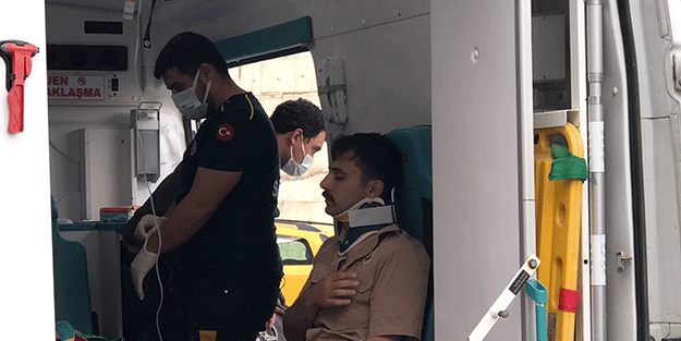 Ormanlık alanda devrilen kamyonetteki 5 kişi yaralandı