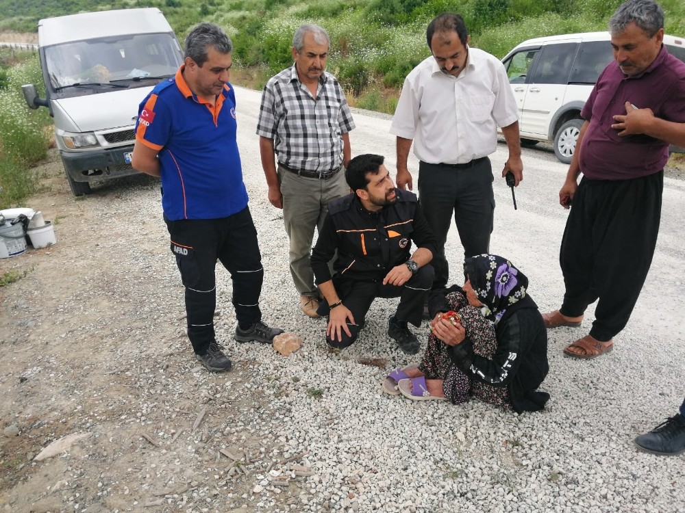 Ormanlık alanda kaybolan yaşlı kadın sağ olarak bulundu 