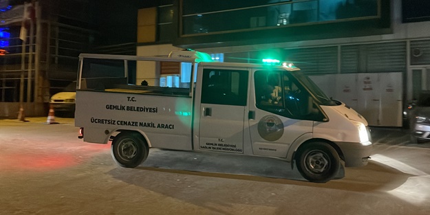 Ormanlık alanda silahla öldürülmüş 2 kişinin cesedi bulundu