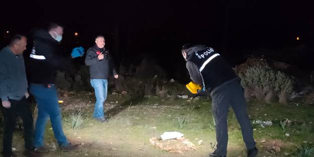 Ormanlık alandaki gizemli mezar ekipleri alarma geçirdi!