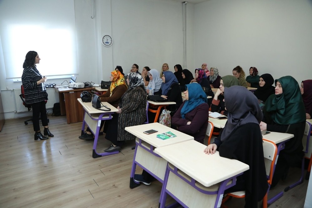 ORMEK’ten ailelere çocuk yetiştirme eğitimi 