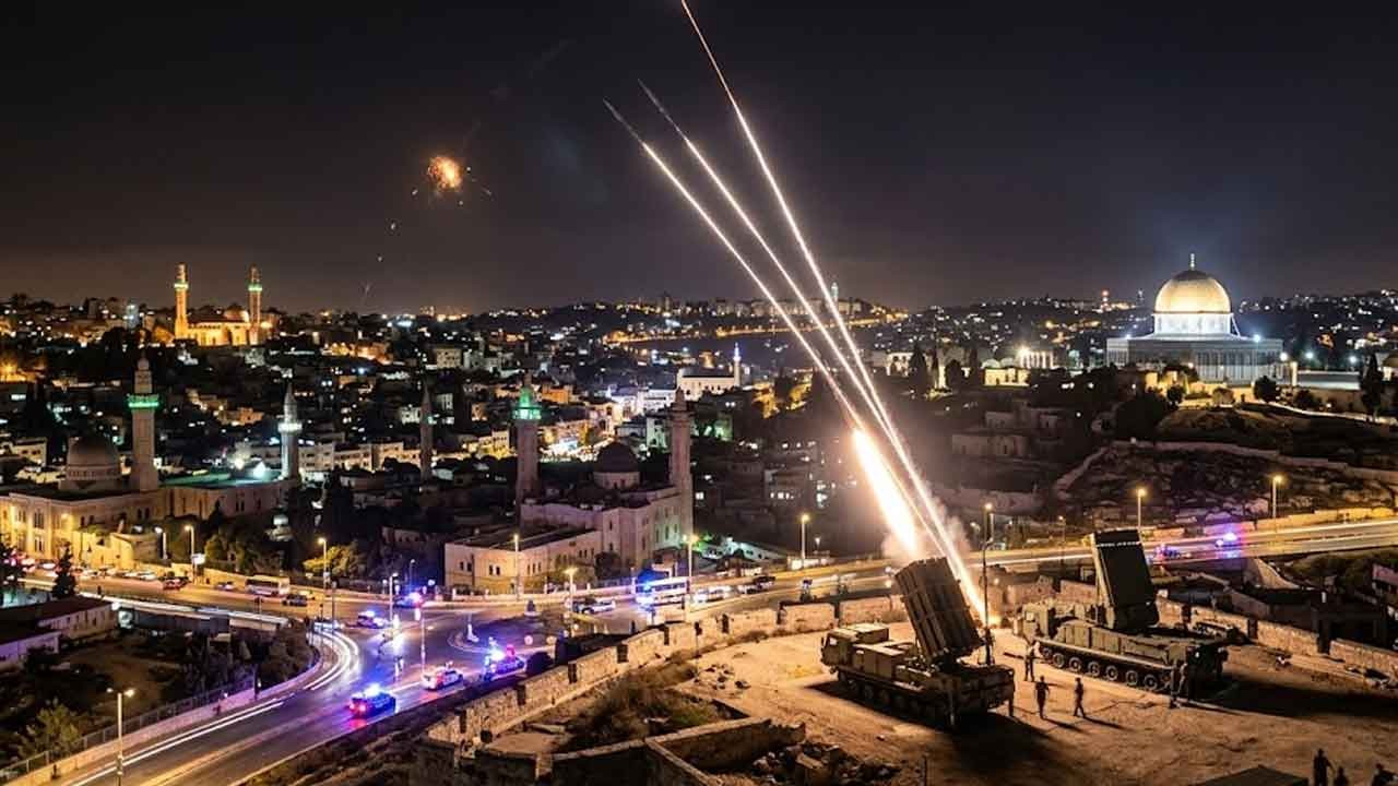 Ortadoğu'da füze ve İHA alarmı! Hava savunma sistemleri devreye girdi!