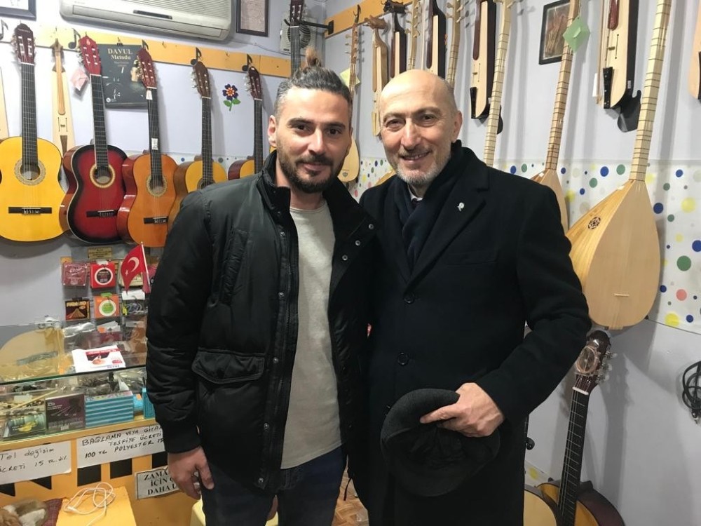 Ortahisar’da CHP’li başkan adayı Akyüz’e esnaftan tam not 