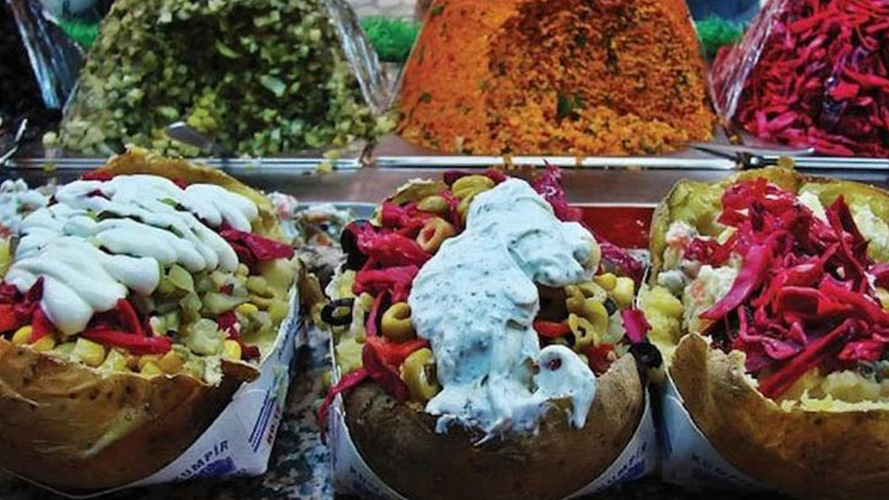 Ortaköy'de kumpir ve midye 2 can aldı: Almanya’dan gelen 6 ile 3 yaşındaki 2 çocuk hayatını kaybetti