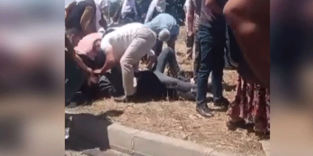 Ortalık savaş alanına döndü! Tır ile otomobil çarpıştı