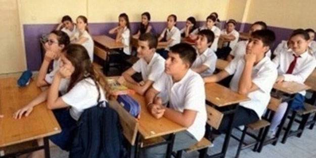 Ortaokullarda yüz yüze eğitim ne kadar sürecek? Ortaokul lise yüz yüze eğitimde okulda kaç gün ders olacak?