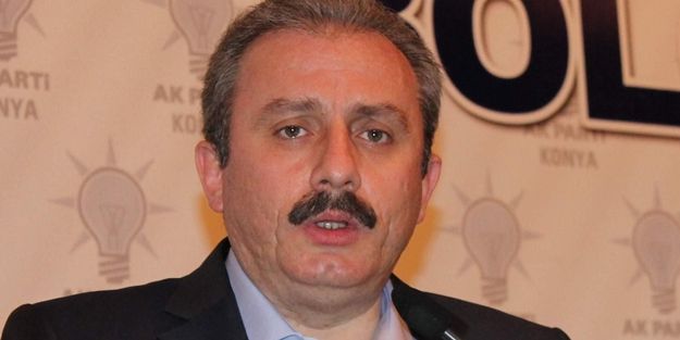 ‘Örtülü vekil de olur, bakan da’