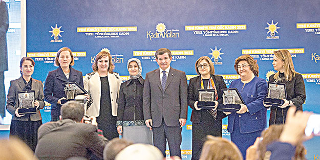 ‘Örtülüyü dışlamak Ortaçağ kafasıdır’