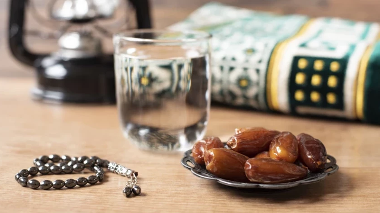 'Oruç beyni yeniliyor, zihni güçlendiriyor'