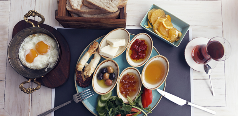 Oruç tutarken açlık ve susuzluk hissetmemenin 10 kolay yolu