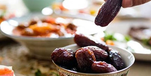 Oruç tutarken aman dikkat edin! Uzmanı uyardı: Sahurda, iftarda en çok yapılan şok eden hatalar!