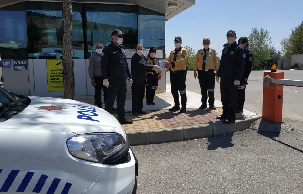 OSB’lerdeki işletmelere ücretsiz maske dağıtımı 