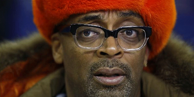 Biz oyuncu değil miyiz?