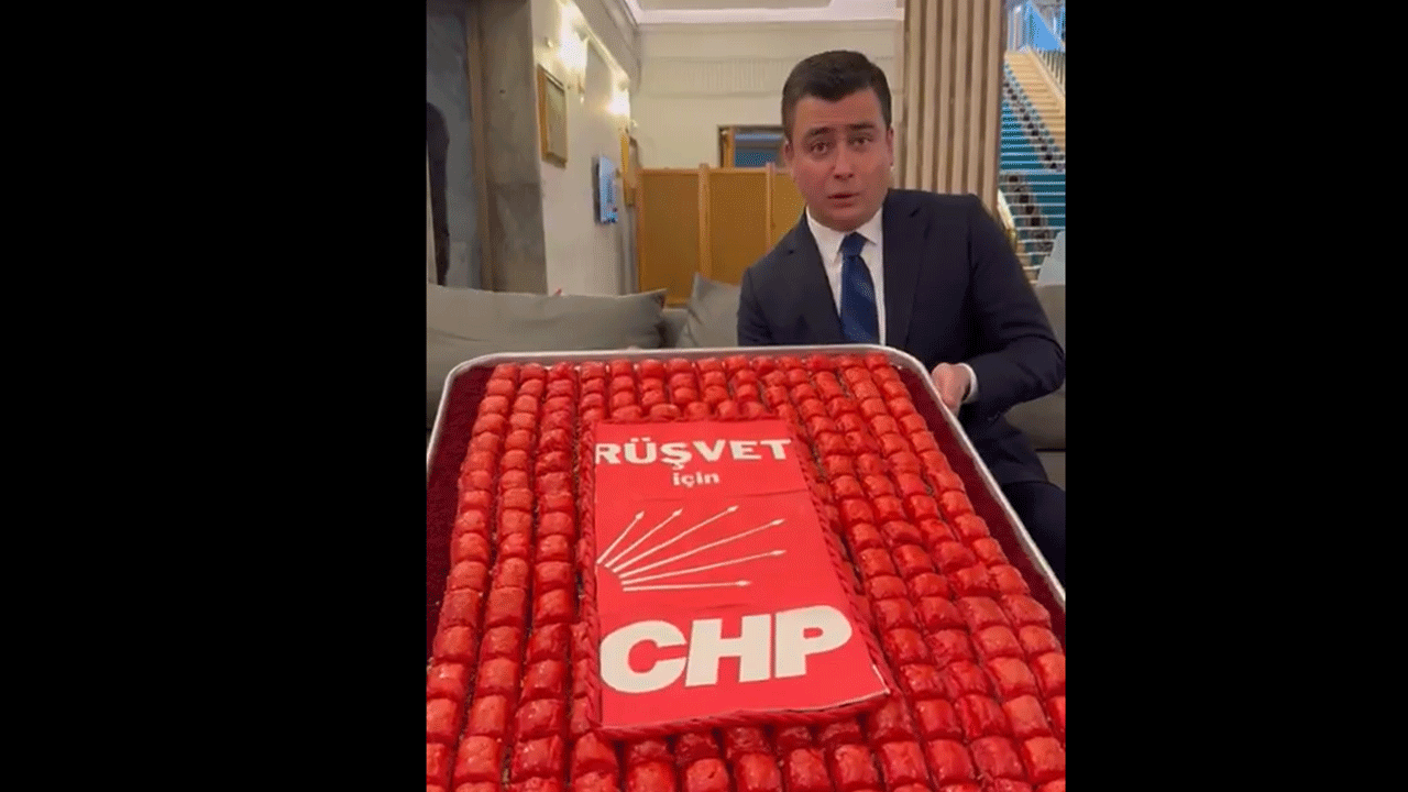 Osman Gökçek CHP'yi rezil kepaze etti! TBMM'ye getirdiği baklava olay oldu