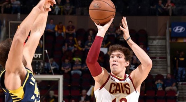 Osman maçı yarıda bıraktı