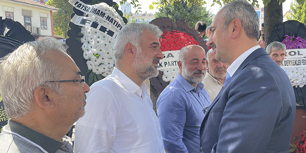 Kabaktepe'nin vefat eden annesi son yolculuğuna uğurlandı