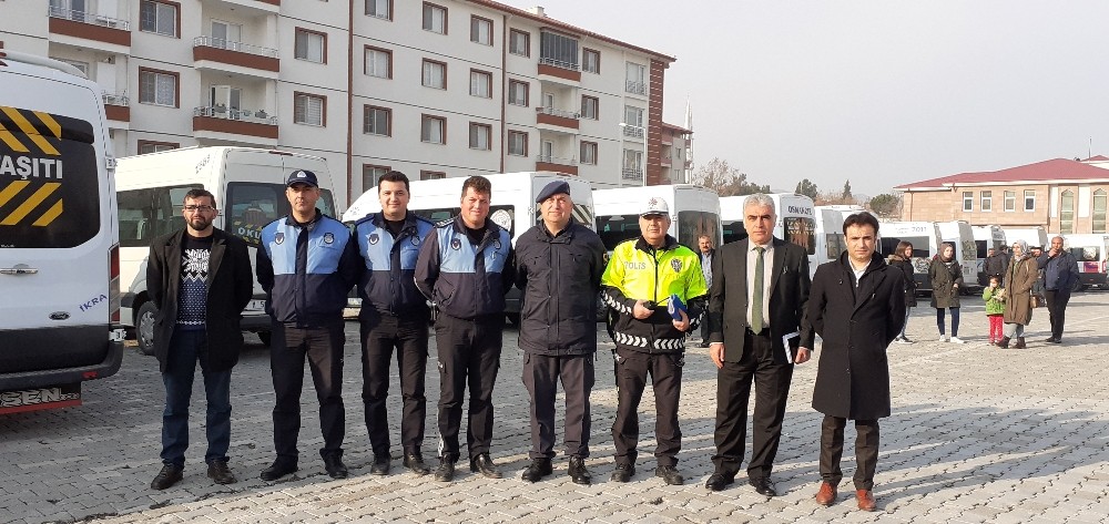 Osmancık’ta okul servis araçları denetlendi 
