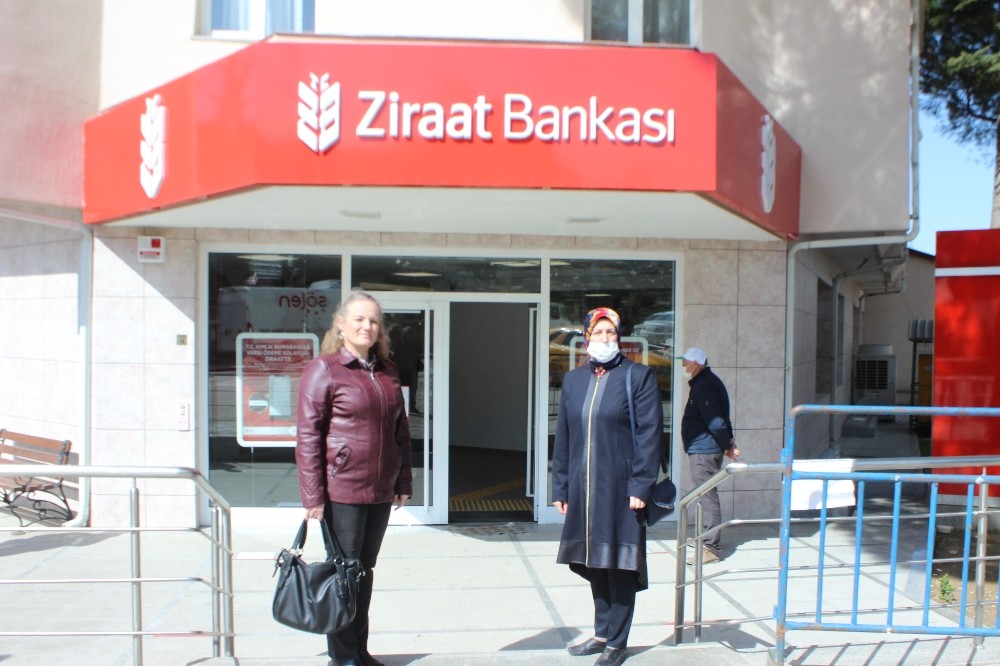Osmaneli kadın girişimcilerinden Milli Dayanışma Kampanyası’na destek 