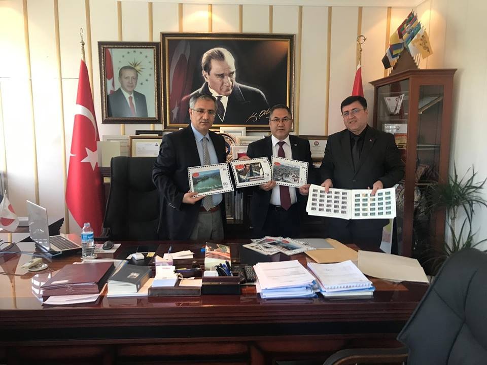 Osmaneli Kaymakamlığı ilçenin tanıtımına katkı için posta pulu bastırdı 