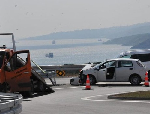 Osmangazi Köprüsü’nde ilk trafik kazası
