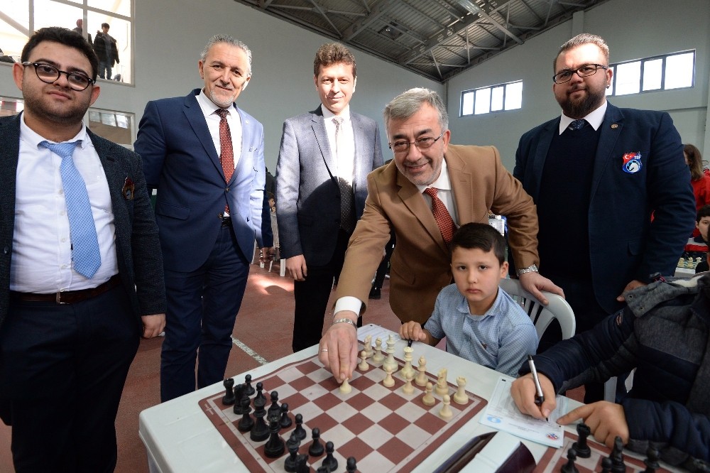 Osmangazi’de satranç heyecanı başladı 