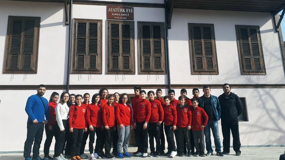 Osmangazili genç judocuların şampiyonluk sevinci 