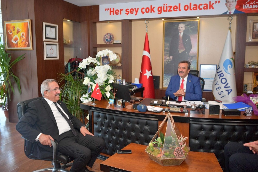 Osmaniye heyeti Başkan Çetin’i kutladı 