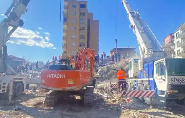 Osmaniye’de 105 kişinin hayatını kaybettiği Bilge Sitesi davasında 4 tutuklama