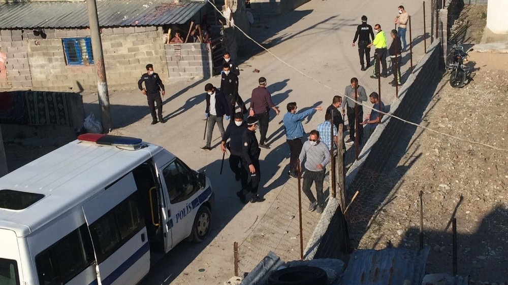 Osmaniye’de civciv kavgası: 2 yaralı, 8 gözaltı 