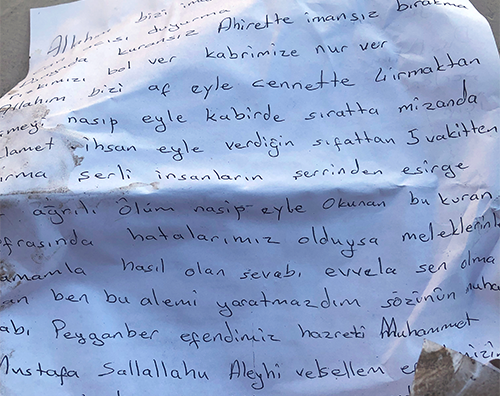 Osmaniye'de enkazdan çıktı! El yazısı duada yazanlar yürekleri burktu