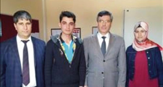 Osmaniye'de liseli öğrenciden insanlık dersi