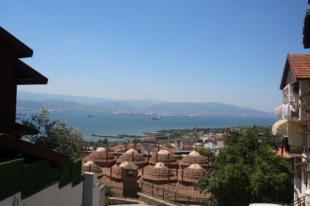 Osmanlı kültürüyle Akçakoca meydanı ziyaretçilerini bekliyor 