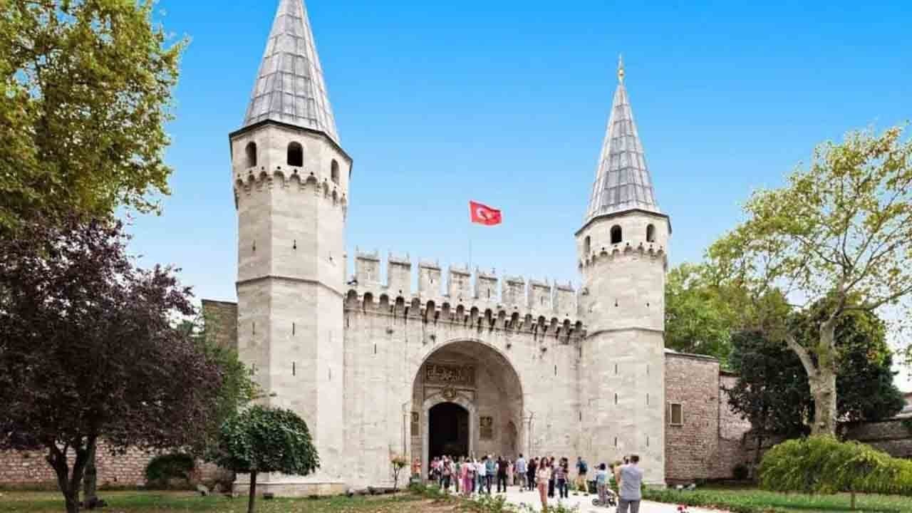 Osmanlı sarayında katı disiplin: Padişahtan görevlilere herkes kurallara bağlı