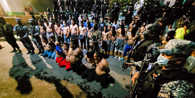 Osmanlı torunu Başkandan çetelere büyük darbe: 600 gözaltı!