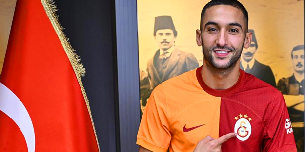 Osmanlı torunu Hakim Ziyech İstiklal Marşı'mızı ezberliyor