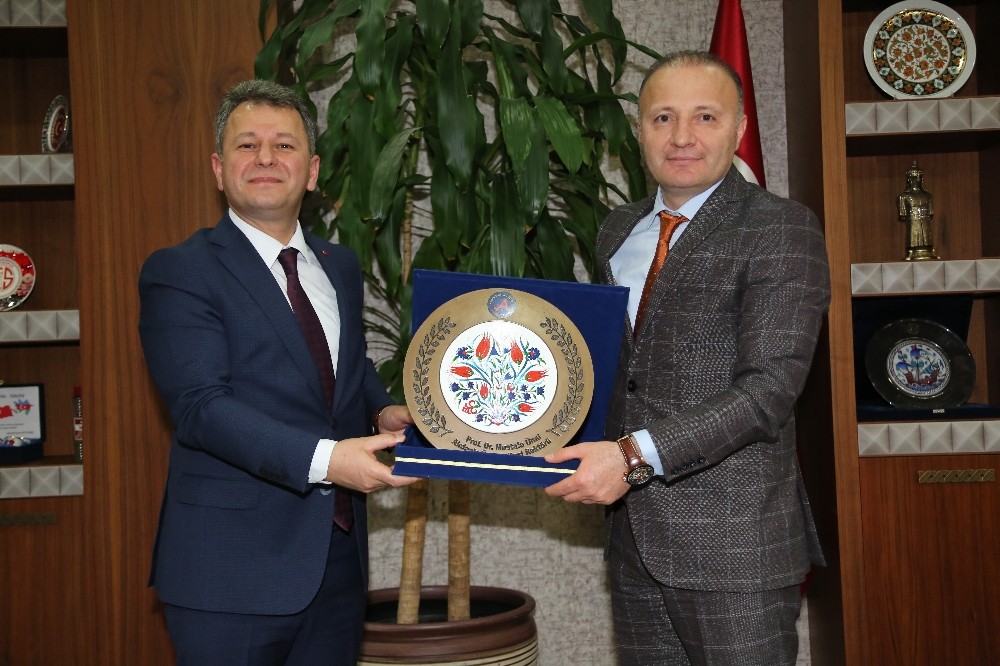ÖSYM Başkanı Prof.Dr.Aygün’den AÜ’ye övgü 