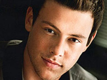 Otel odasında ölü bulundu