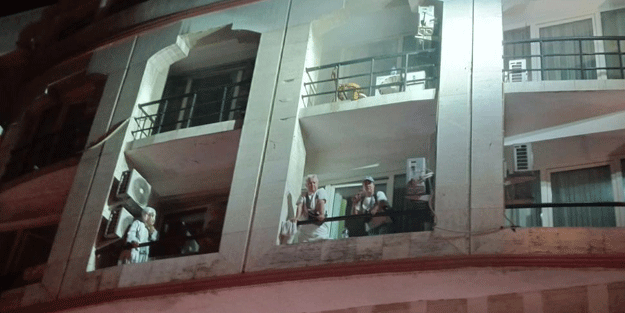 Gece yarısı otelde panik: 40 kişi tahliye edildi