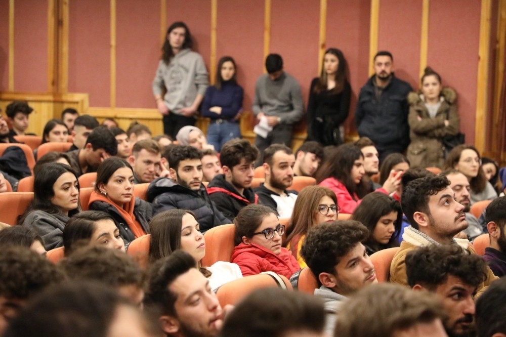 ‘Otizm, Rekreasyon ve Fiziksel Aktivite’ konuşuldu 