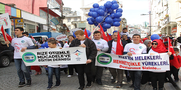 Otizmli çocuklar için yürüdüler