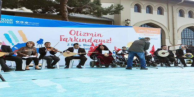 Otizmli gençler hayran bıraktı