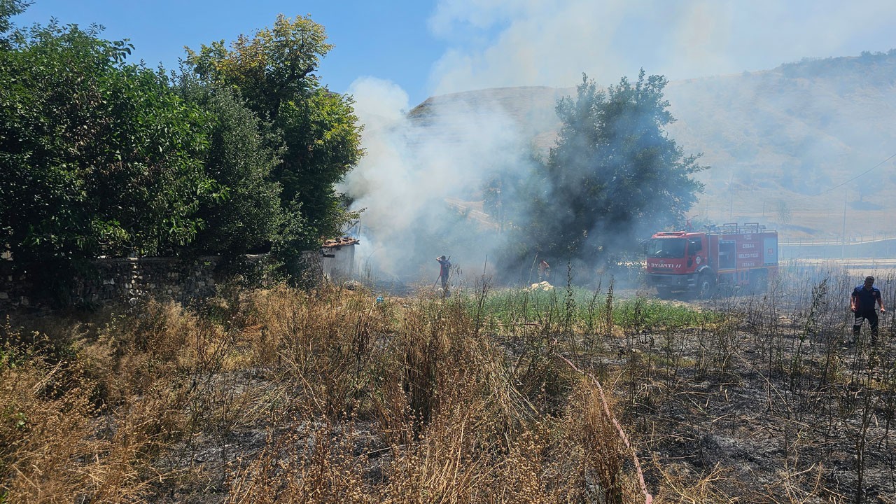 Otları yakayım derken evi yaktı!