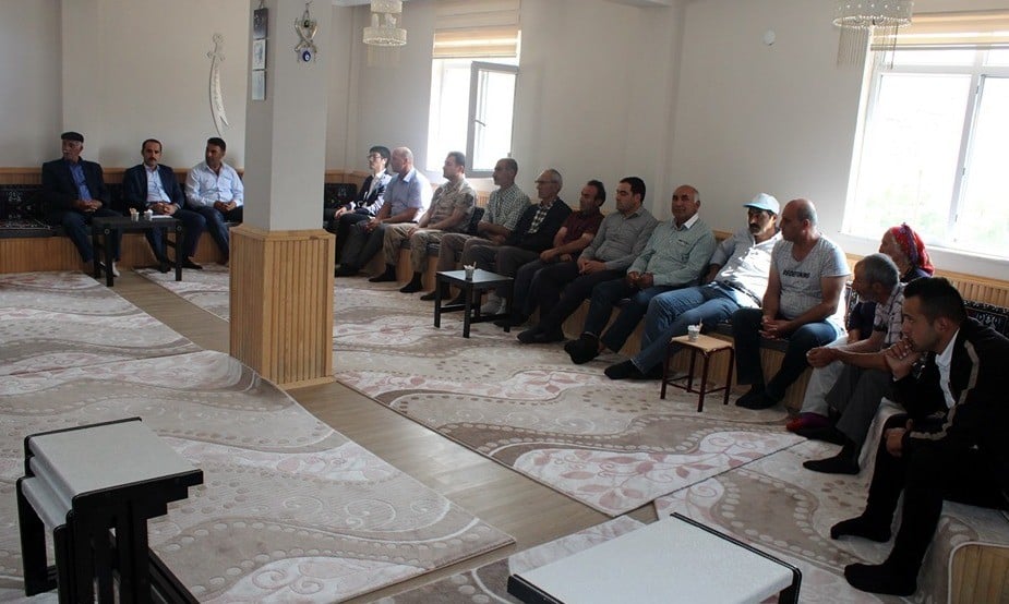 Otlukbeli’nde Halkla Buluşma Toplantısı yapıldı 
