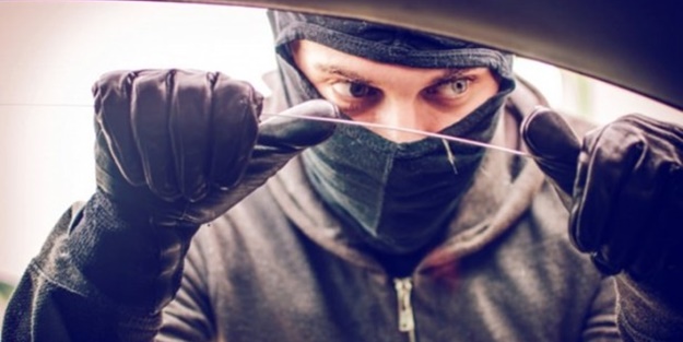 Oto hırsızlarının akıl almaz yöntemi deşifre edildi!