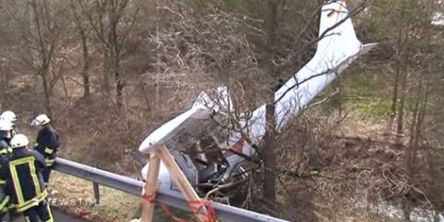 Otoban kenarına düştü: 1 ölü, 3 yaralı!