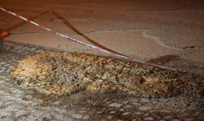 Otobanda asfalt eriten sıvı bakın ne çıktı?